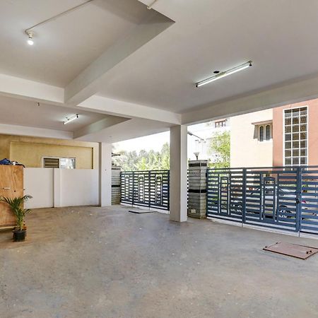 Collection O Relax Stay Apartments Bangalore Buitenkant foto