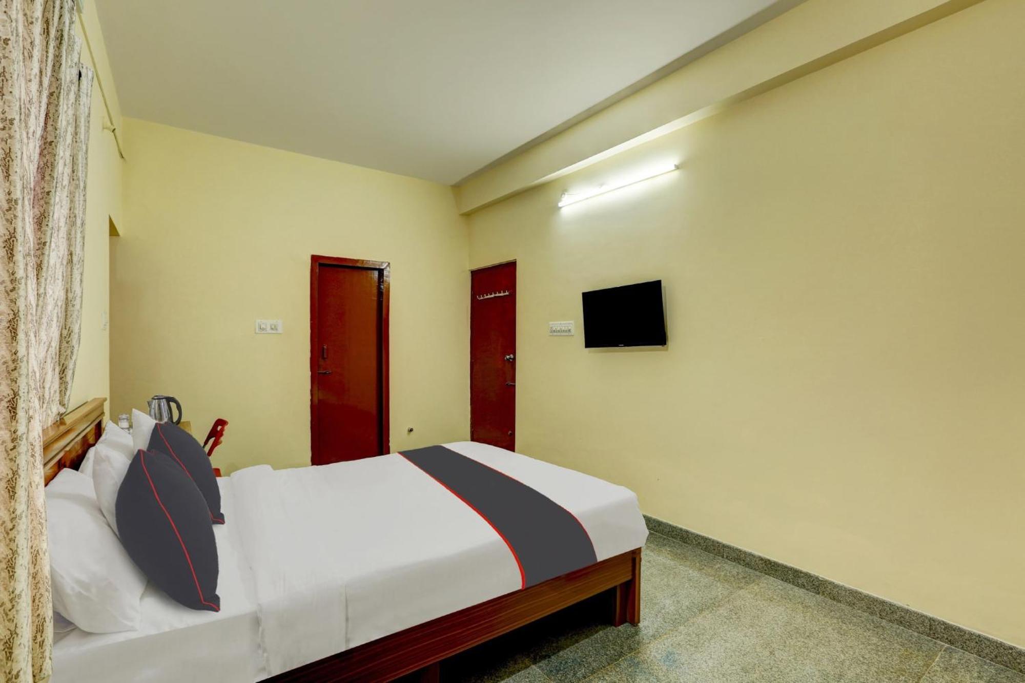 Collection O Relax Stay Apartments Bangalore Buitenkant foto