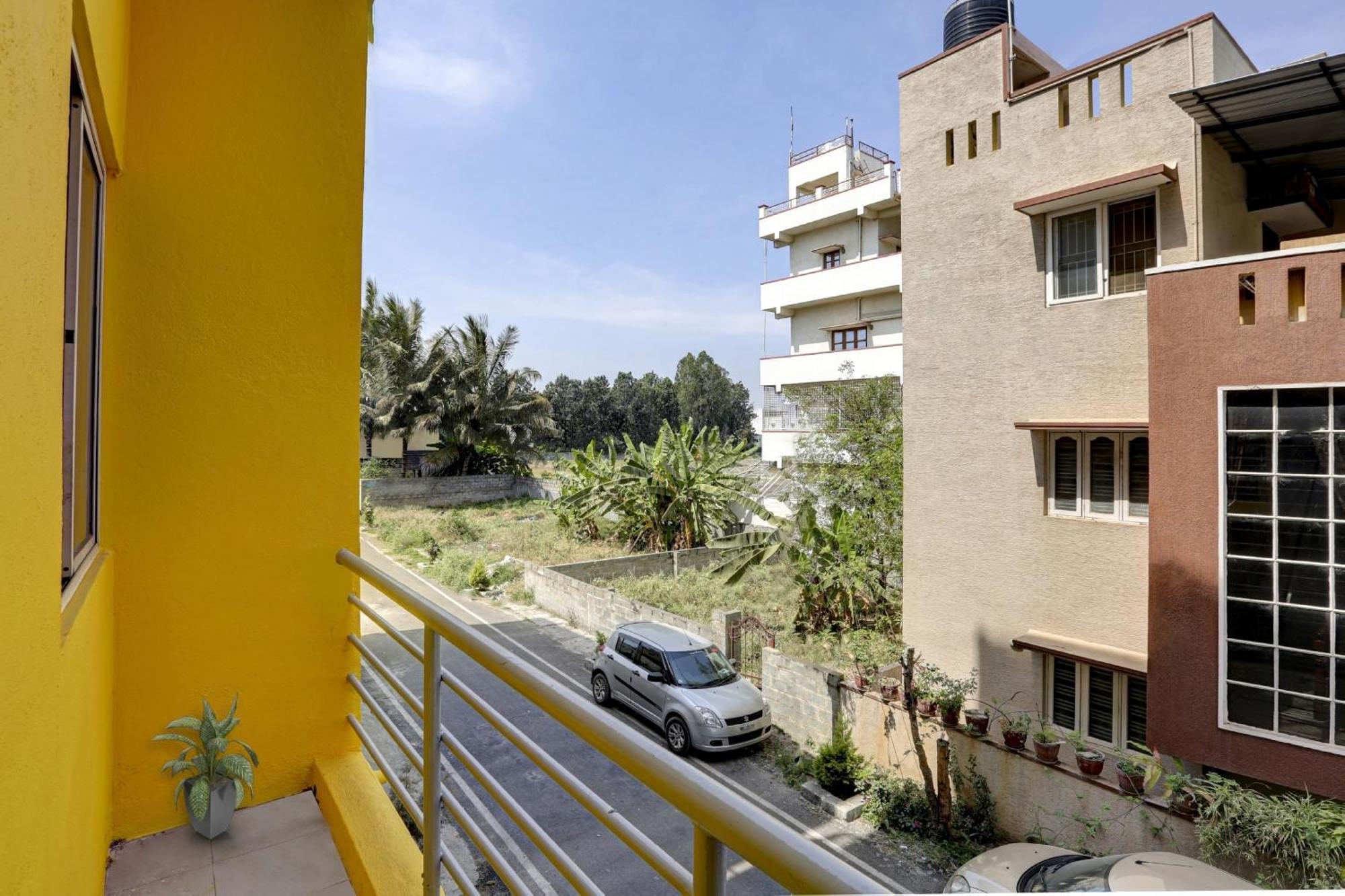 Collection O Relax Stay Apartments Bangalore Buitenkant foto